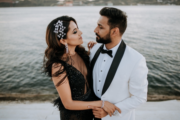 Unique Dream Wedding - Megan and Nirvam (15)